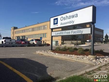 GM Canada et Unifor annoncent une entente, l’usine d’Oshawa survivra